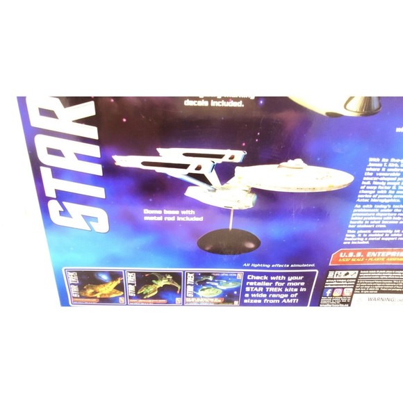 New AMT Star Trek U.S.S. Enterprise NCC-1701 with Shuttle Craft 2018 #AMT1080/06 - Picture 8 of 14